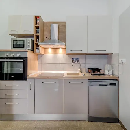 Hostel Colors Of Adriatic - Youth Only Split