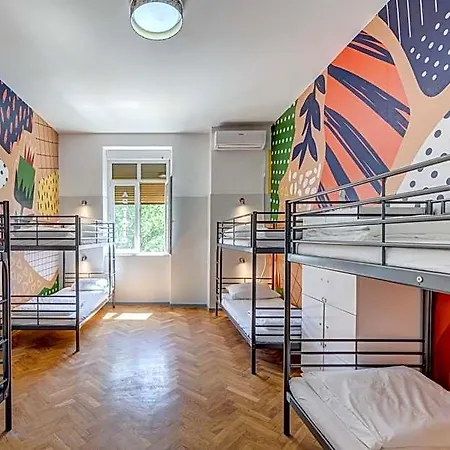Colors Of Adriatic - Youth Only Hostel