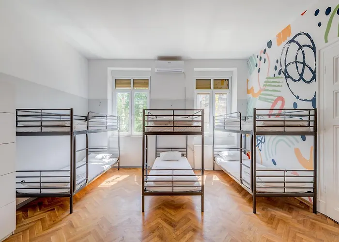 Хостел Colors Of Adriatic - Youth Only *