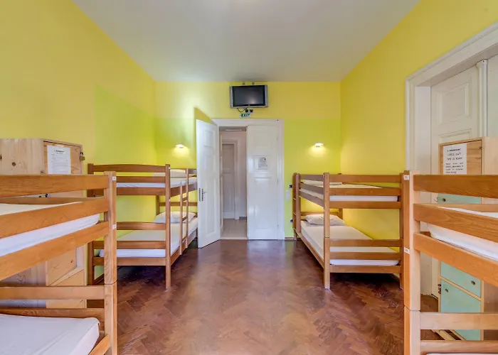 Хостел Colors Of Adriatic - Youth Only Сплит