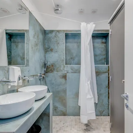 Colors Of Adriatic - Youth Only Hostel