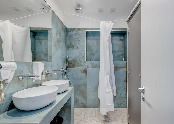 Colors Of Adriatic - Youth Only Ostello