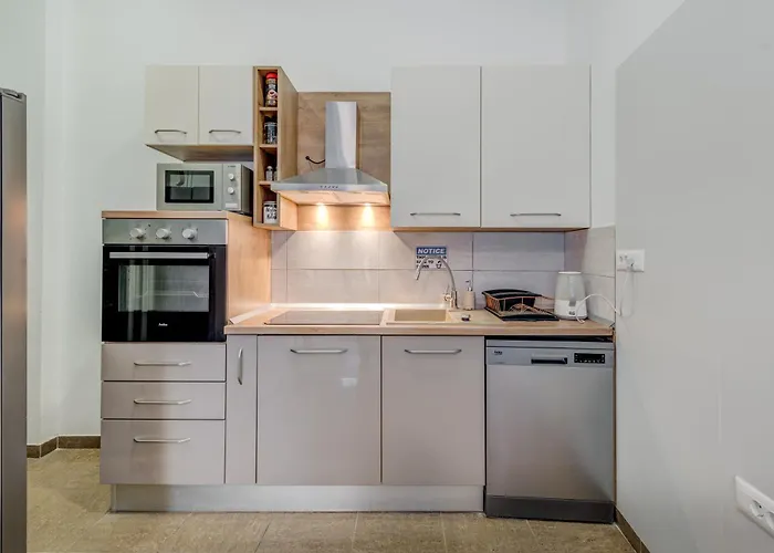 Ostello Colors Of Adriatic - Youth Only Spalato